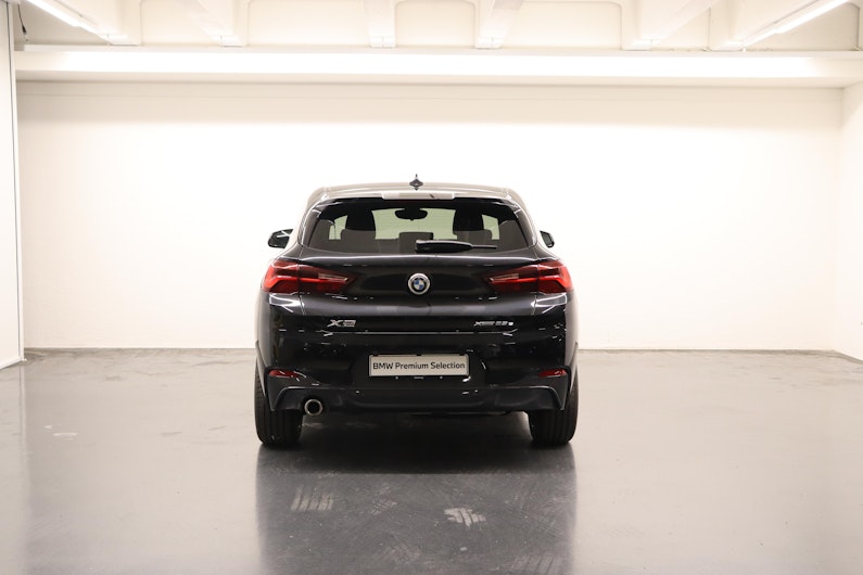 Vehicle image BMW X2