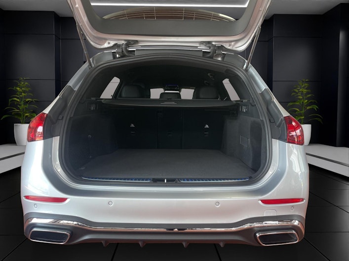 Vehicle image MERCEDES-BENZ C 220