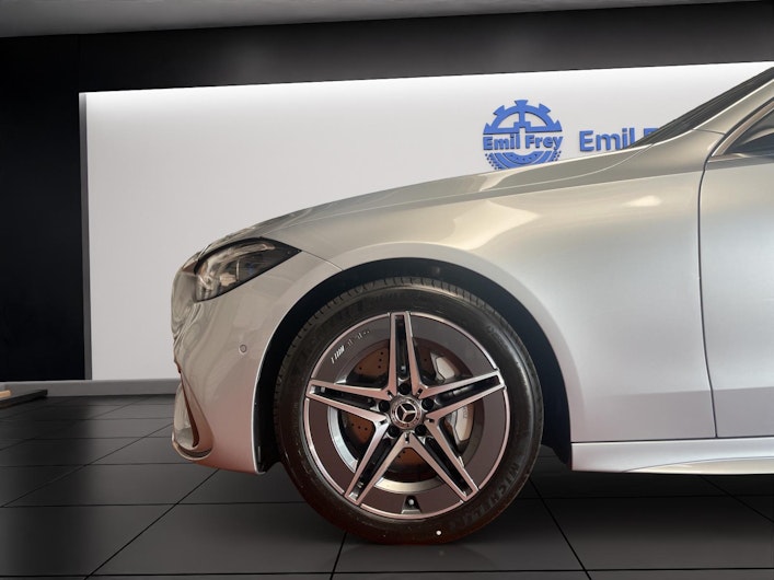 Vehicle image MERCEDES-BENZ C 220