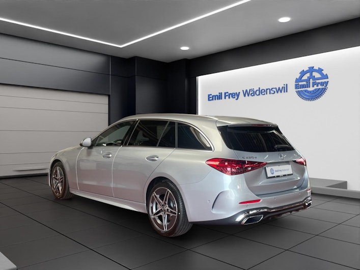 Vehicle image MERCEDES-BENZ C 220