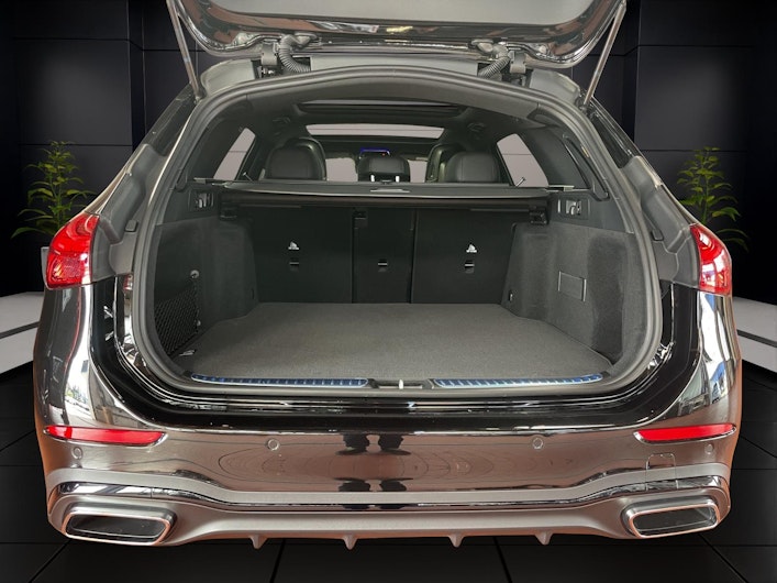 Vehicle image MERCEDES-BENZ C 220