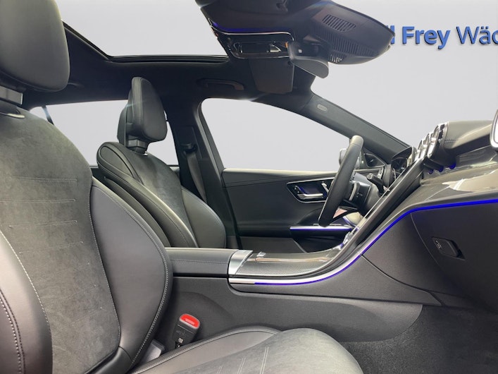 Vehicle image MERCEDES-BENZ C 220