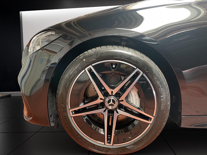 Vehicle image MERCEDES-BENZ C 220