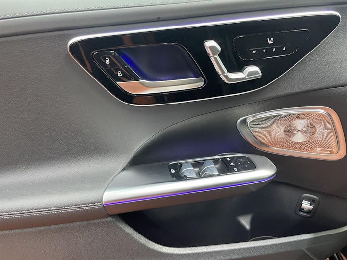 Vehicle image MERCEDES-BENZ C 220