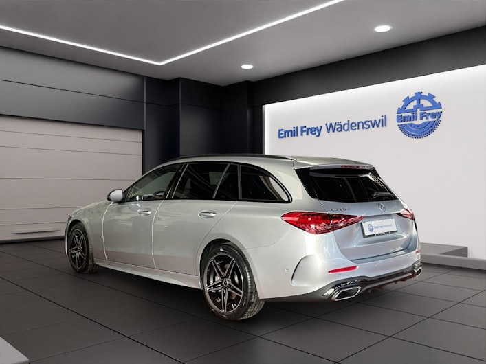 Vehicle image MERCEDES-BENZ C 220