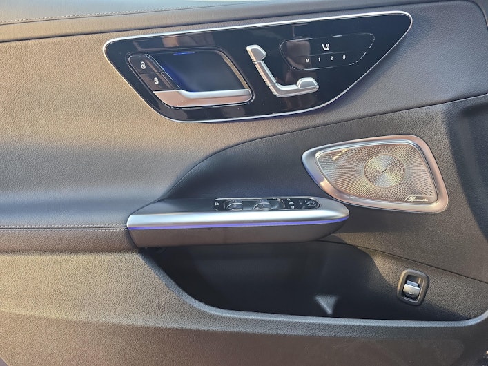 Vehicle image MERCEDES-BENZ C 220