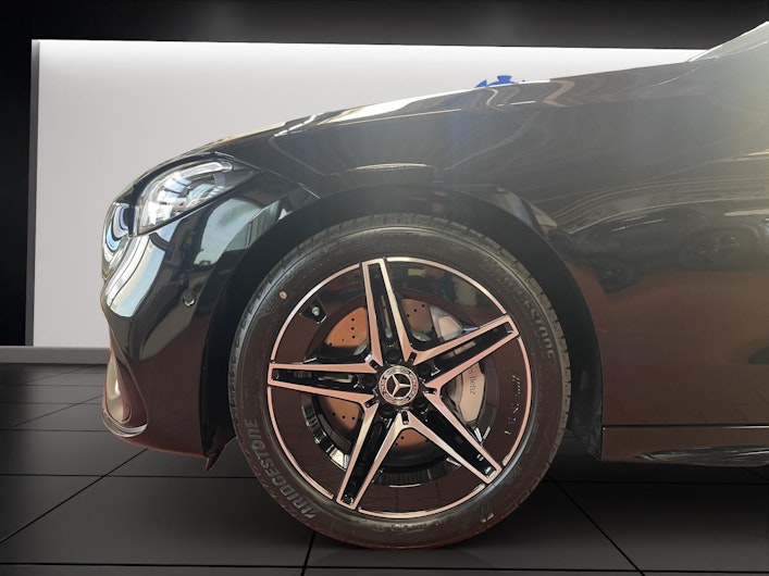 Vehicle image MERCEDES-BENZ C 220