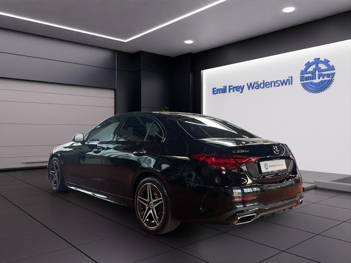 Vehicle image MERCEDES-BENZ C 220