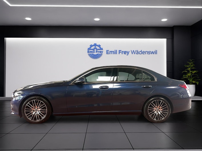 Vehicle image MERCEDES-BENZ C 220