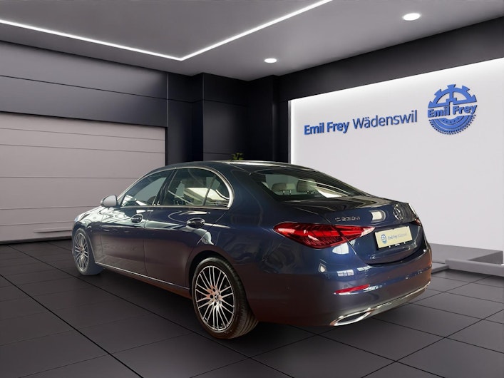 Vehicle image MERCEDES-BENZ C 220