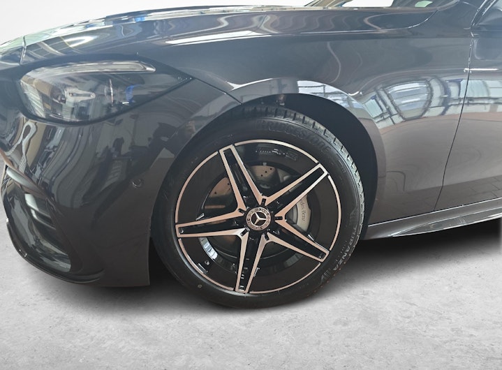 Vehicle image MERCEDES-BENZ C 220