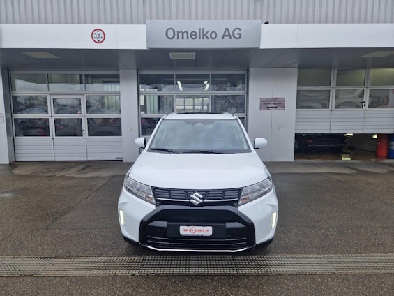 First vehicle image First vehicle image