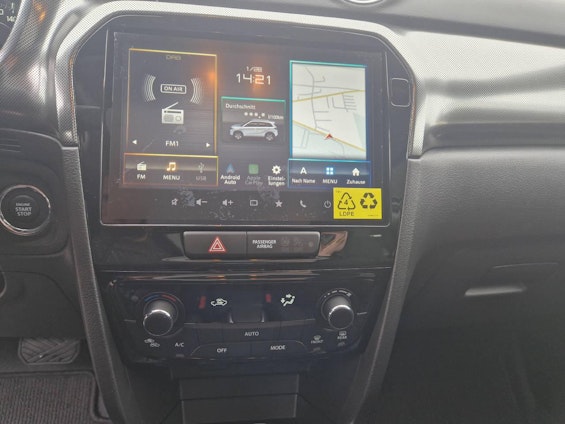 Vehicle image 10 Vehicle image 10