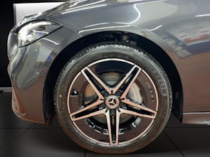 Vehicle image MERCEDES-BENZ C 300 de 4MATIC Limousine AMG Line