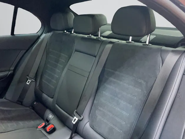 Mercedes-Benz C 300 de 4MATIC Limousine AMG Line