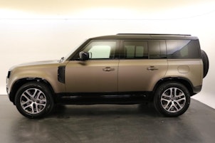 Vehicle image LAND ROVER Defender 110 2.0 P300e X-Dynamic SE