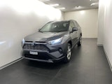 First vehicle image