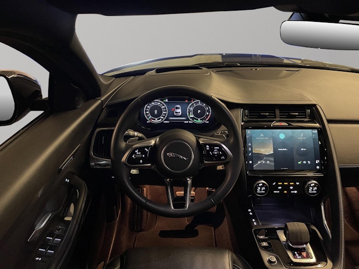 Vehicle image JAGUAR E-PACE