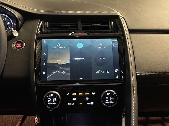 Vehicle image JAGUAR E-PACE