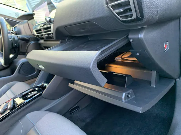 Citroën C4 Hybrid 145ch Automatique MAX