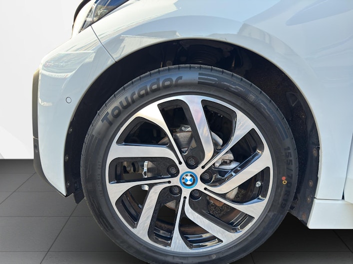 Vehicle image BMW i3