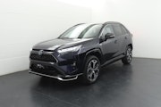 First vehicle image