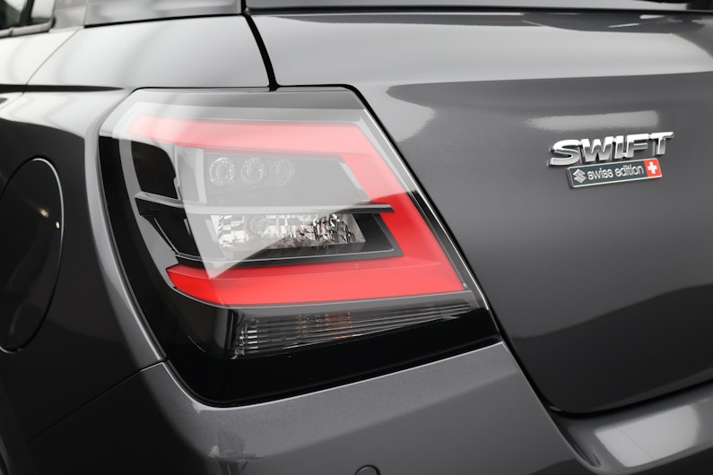 Vehicle image SUZUKI SWIFT