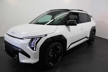 Vehicle image KIA EV3 0