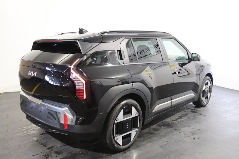 Vehicle image KIA EV3