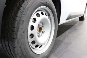 Vehicle image TOYOTA PROACE Van L2 2.0 D Active