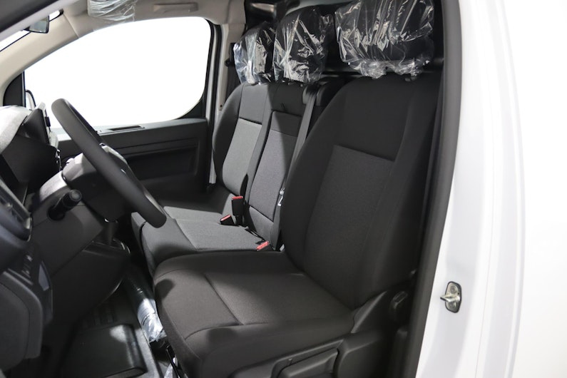 Vehicle image TOYOTA PROACE
