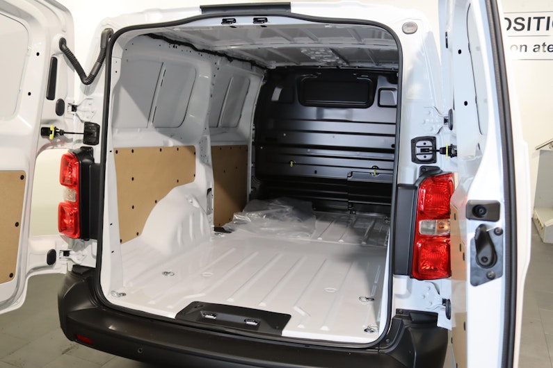 Vehicle image TOYOTA PROACE