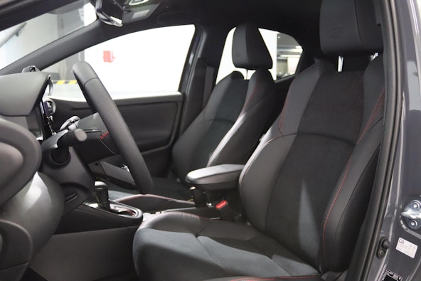 Vehicle image 7