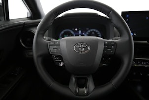 Vehicle image TOYOTA C-HR 2.0 HEV Trend 4x4