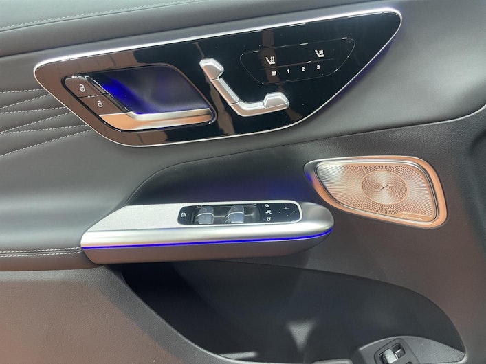 Vehicle image MERCEDES-BENZ GLC 400