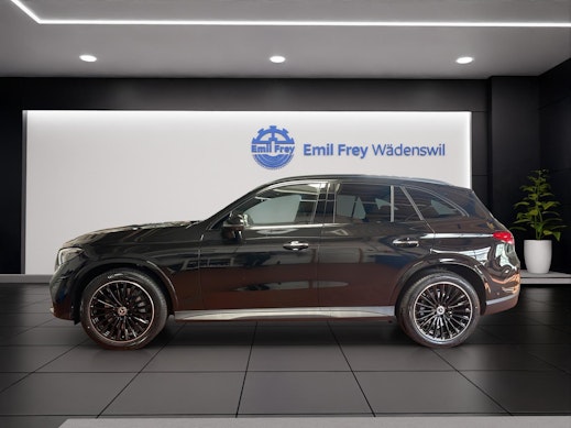 MERCEDES-BENZ GLC 220 d AMG Line 4matic 3