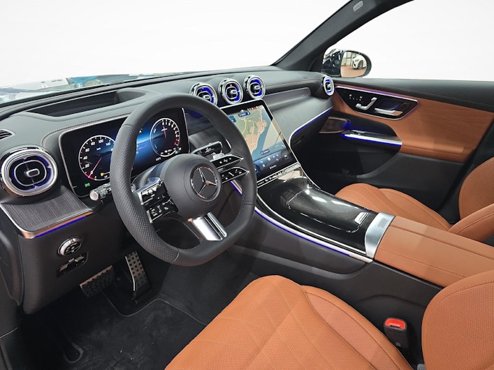 Vehicle image MERCEDES-BENZ GLC 400