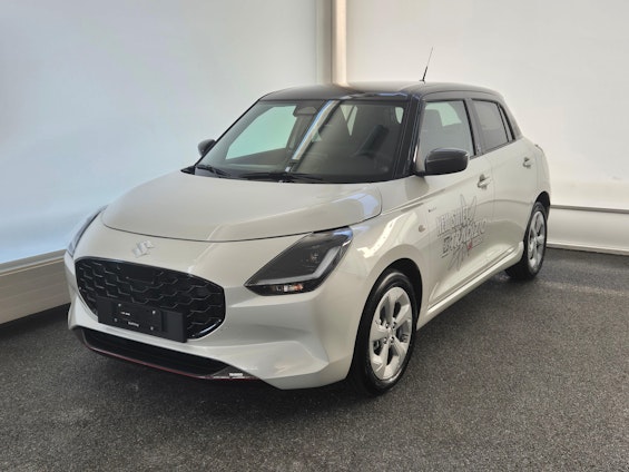First vehicle image