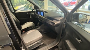 Vehicle image FORD Tourneo Courier 1.0 EcoBoost Titanium