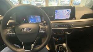 Vehicle image FORD Tourneo Courier 1.0 EcoBoost Titanium