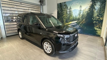 Vehicle image FORD Tourneo Courier 1.0 EcoBoost Titanium