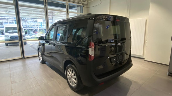 FORD Tourneo Courier 1.0 EcoBoost Titanium 3