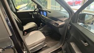 Vehicle image FORD Tourneo Courier 1.0 EcoBoost Titanium