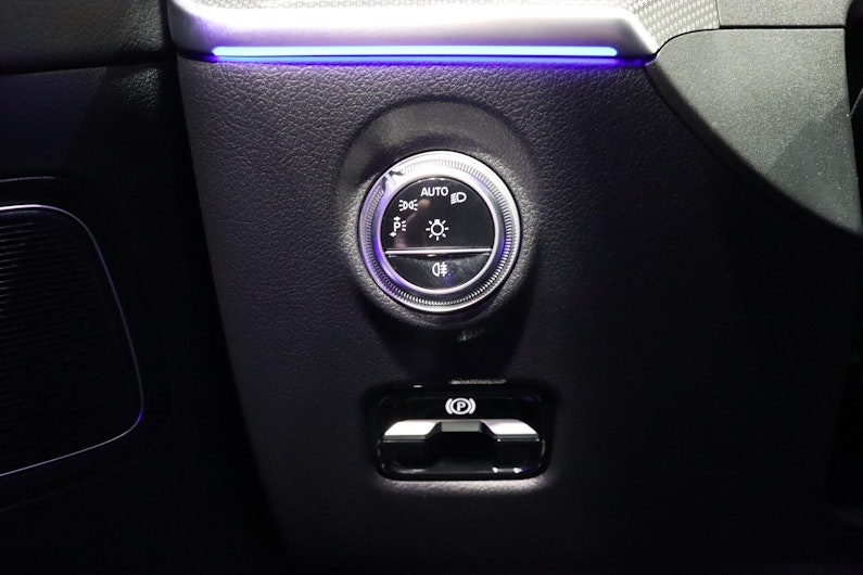 Vehicle image MERCEDES-BENZ C 300