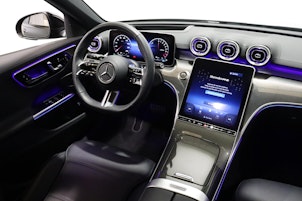 Vehicle image MERCEDES-BENZ C 300 e AMG Line Kombi