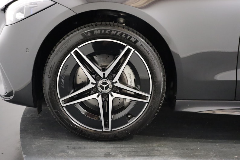 Vehicle image MERCEDES-BENZ C 300