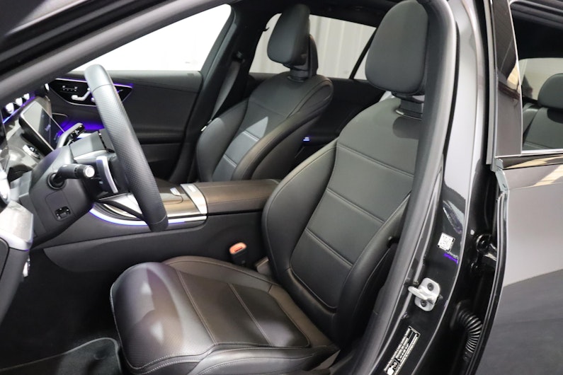 Vehicle image MERCEDES-BENZ C 300