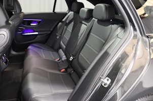 Vehicle image MERCEDES-BENZ C 300 e AMG Line Kombi