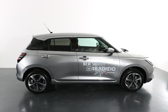 SUZUKI Swift 1.2 Tradizio Top Hybrid 4x4 3