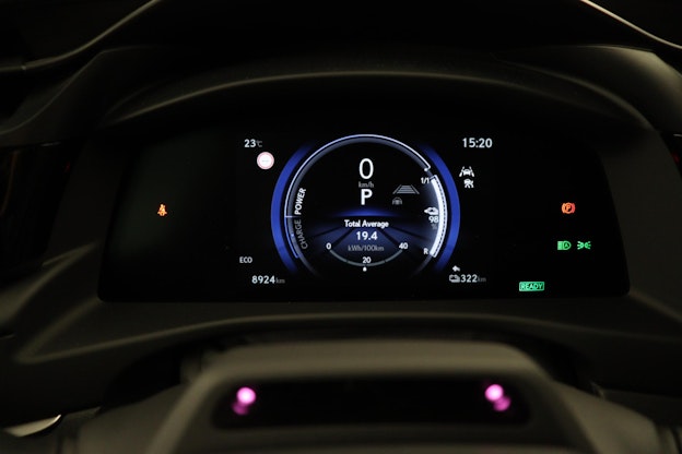 Vehicle image 15